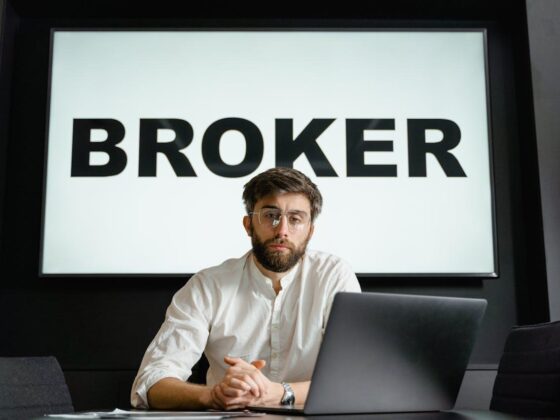 Introducing Broker Explained for Beginners in the Forex Industry